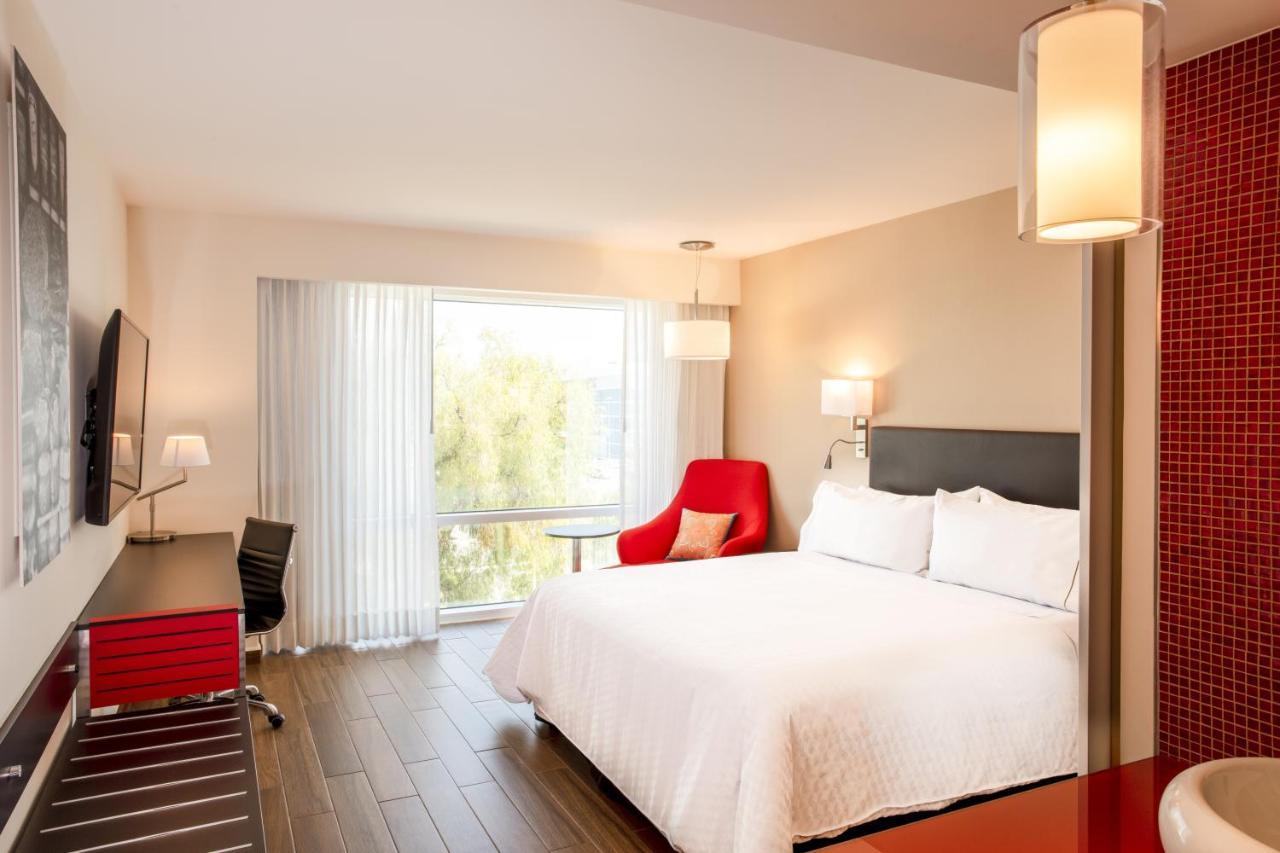 Fiesta Inn Celaya Galerias Εξωτερικό φωτογραφία
