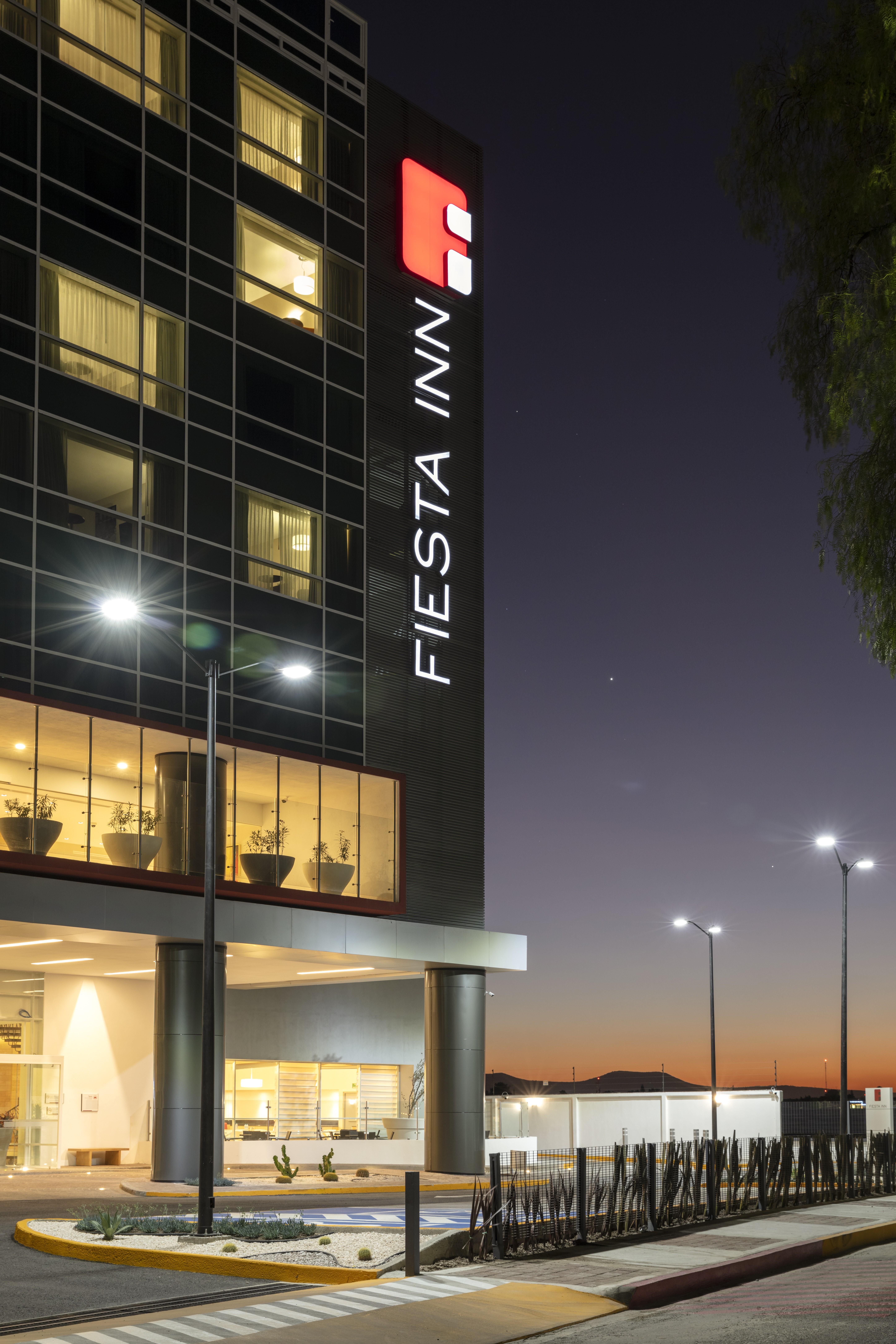 Fiesta Inn Celaya Galerias Εξωτερικό φωτογραφία